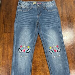 2- kids’s  Blue  jeans one embroidered unicorn 🦄 and the other is a cargo jean